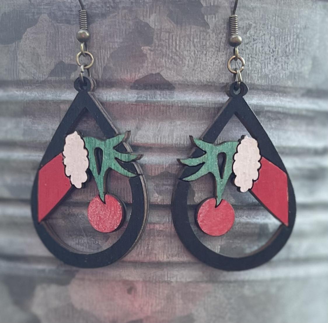 Grinch Hand Earrings